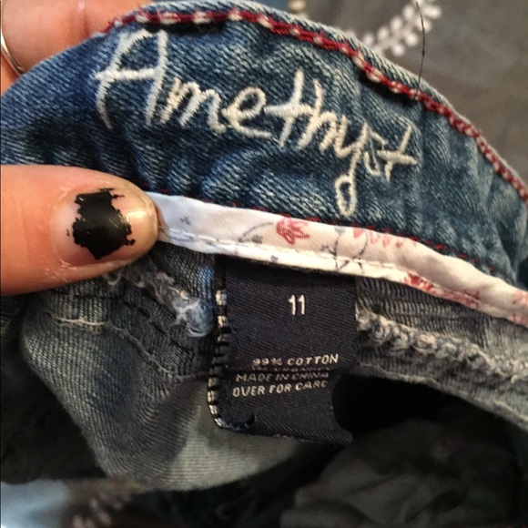 Jeans - Picture 2 of 2